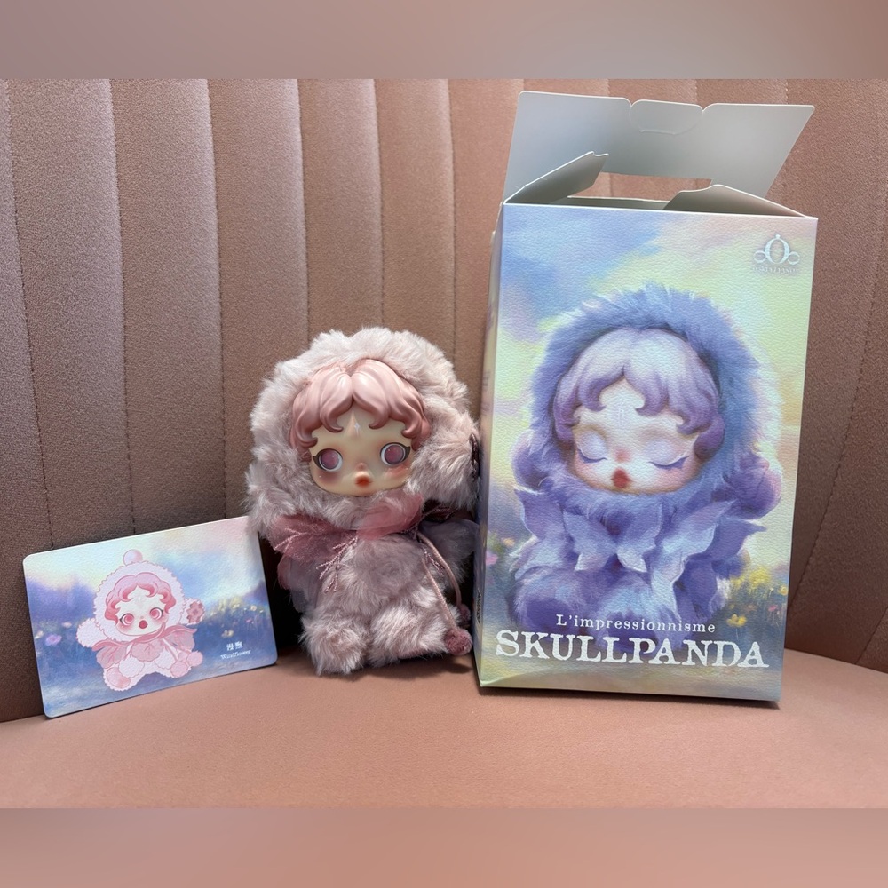 Skullpanda L'impressionnisme Series Plush Doll